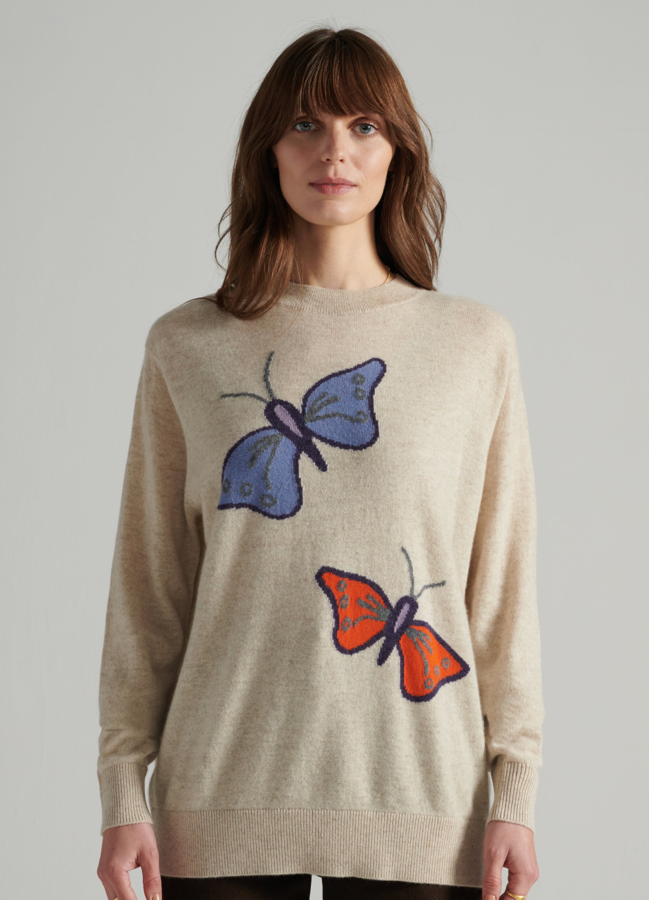 La modelo mide 1.80 m y usa talla Small
