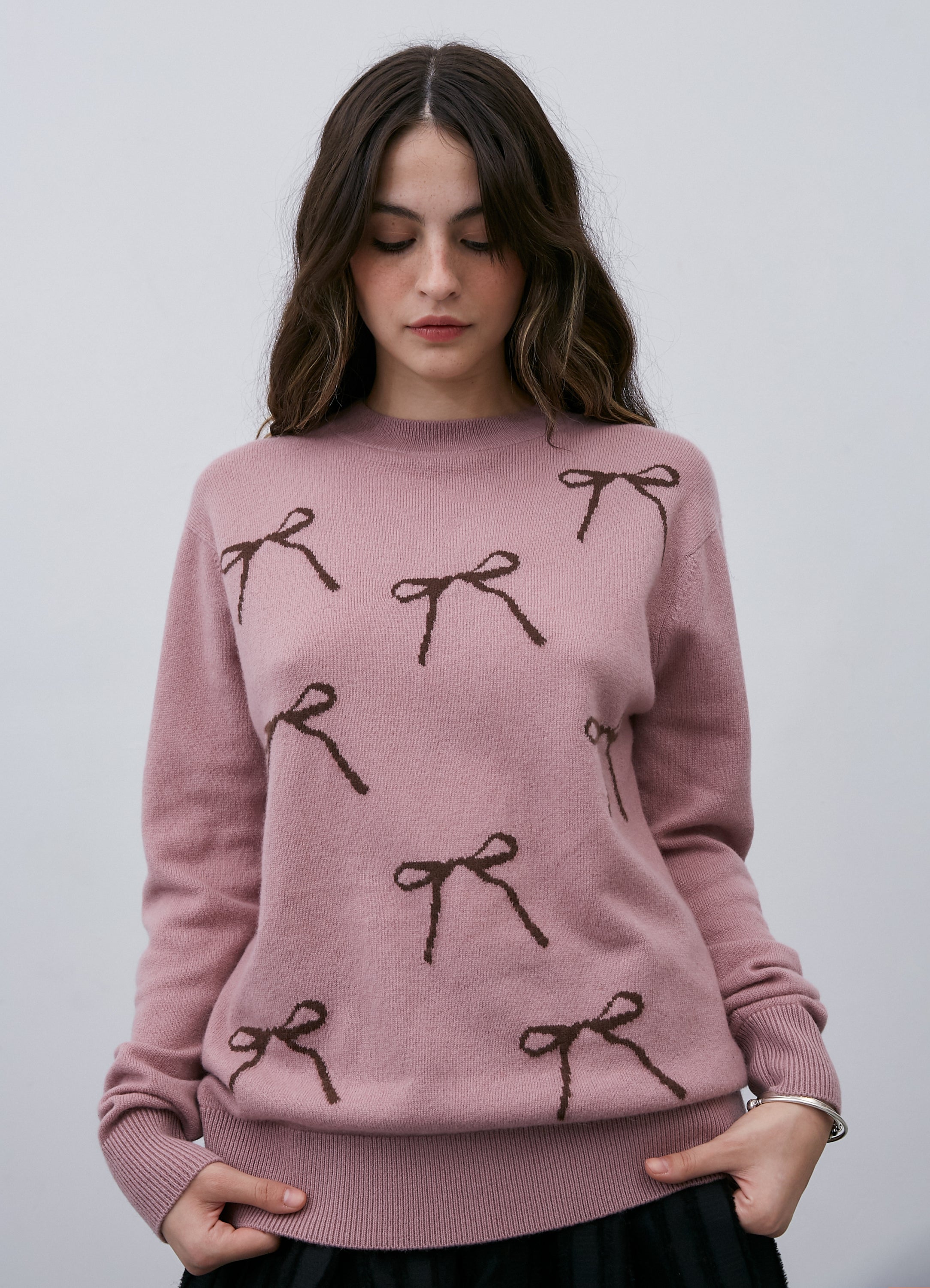 La modelo mide 1.72 m y usa talla Extra Small